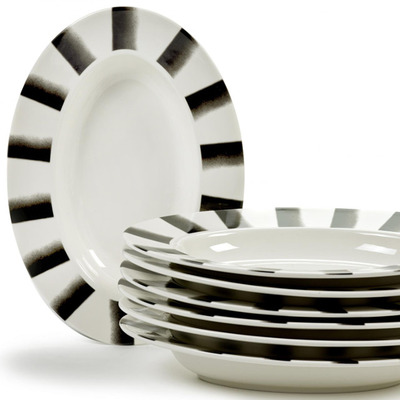 Paola_Navone_PastaPasta_Oval_dish_S_line_pasta_31x21_SERAX_B4517050.jpg