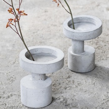 FCK_Frdrick_Gautier_Vases__arroser_B7218164_22.5cm_Serax_Cement_1.jpg