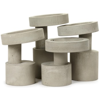 FCK_Frdrick_Gautier_Vases__arroser_Serax_Cement_1c.jpg