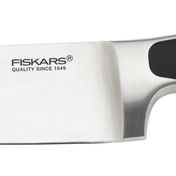 Fiskars_Royal_Cook_Knife_15cm_1016469_koksmes_couteau_de_cuisinier_.jpg