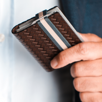 Credit-card-holder-Q7-Wallet-RFID-Weave-Brown-Blue-strap-.png