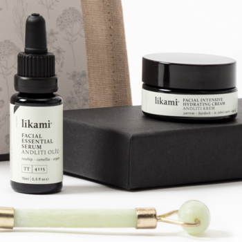 Likami-GF08-Jade-Ritual-Kit-facial-serum-cream-jade-stone-rolller-Bohero.png