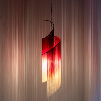 Ann-Demeulemeester-REY-Pendant-Lamp-Scarlet-Cream-23x23x90-B7219810-Serax-Bohero-.png