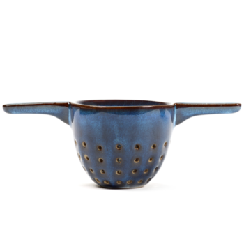 PURE-PascalE-Naessens-Tea-strainer-Theezeef-SERAX.png