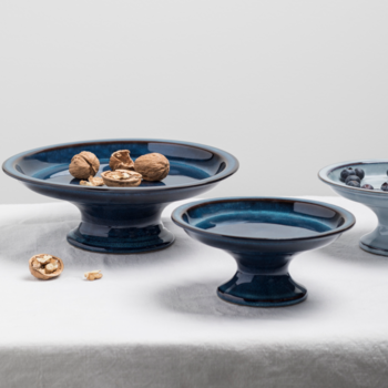 Pascale-Naessens-PURE-SERAX-Cake-Stand-BLUE.png