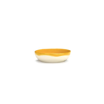 Yotam_Ottolenghi_FEAST_Ivo_Bisignano_B8921001Y_Sunny_Yellow_plate_7_SERAX_.png