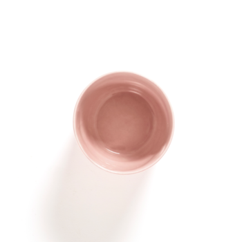 Yotam_Ottolenghi_FEAST_Ivo_Bisignano_B8921017D_Delicious_Pink_Espresso_Cup_Serax_.png