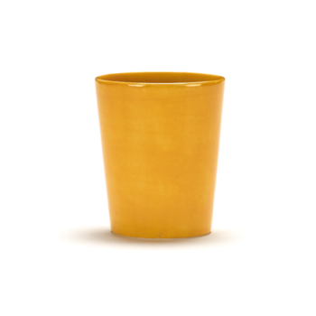 Yotam_Ottolenghi_FEAST_Ivo_Bisignano_B8921019E_Sunny_Yellow_Tea_Cup_Serax.png