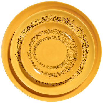 Yotam_Ottolenghi_FEAST_Ivo_Bisignano_SERAX_Sunny_Yellow_Swirl_Stripe_Black_.png