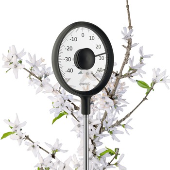 Eva-Solo-outdoor-thermometer-standing-567756-.jpg