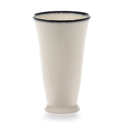 Ann-Demeulemeester-D-Mug-Beker-A-SERAX-B4022364.png