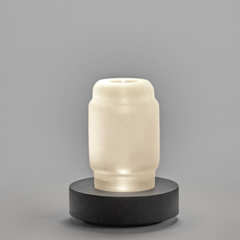 Ann-Demeulemeester-LUCE-Vase-Table-lamp-SERAX-B0821100-.png