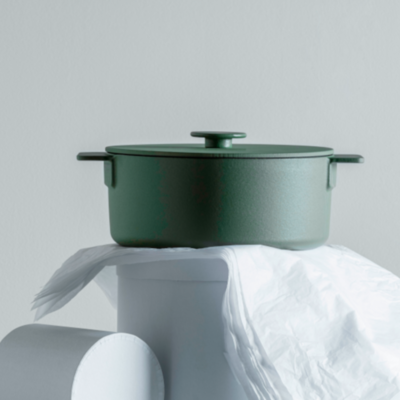 SERAX_Sergio_Herman_SURFACE_Pot_cast_iron_Camogreen_26cm.png