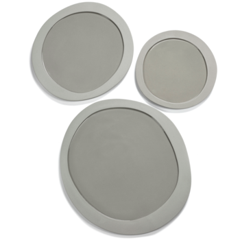 Maarten_Baas_INNER_CIRCLE_light_grey_plates.png