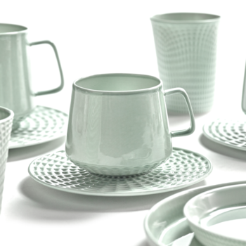 Ann_VAN_Hoey_NIDO_3_Cafe_Lungo_Cup_Green_B9223031_SERAX_Bohero.png