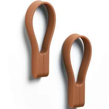 ZONE_DENMARK_LOOP_Terracotta_Towel_Strap_Magnet_Handdoekhouder_Cinturino_Portasciugamani_31997_.jpg