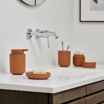 ZONE_DENMARK_UME_Terracotta_Toothbrush_Mug_Bicchiere_Spazzolino_31544_Italia_1c.jpg