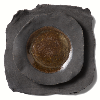 UNIK_ROOS_VAN_DE_VELDE_ODETOTHEEARTH_T1024015_STARTER_PLATE_AURA_BLACK_RB_1.png
