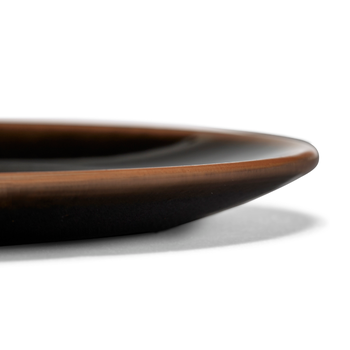 Uncharted-Out-of-Lines-Serax-Raphael-Navot-Julien-Stephanie-Cohen-Plate-L-Brown-B3624004-919-Bohero.png