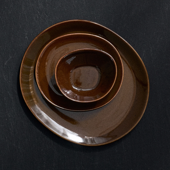Uncharted-Out-of-Lines-Serax-Raphael-Navot-Julien-Stephanie-Cohen-Plate-M-Ocher-B3624003-201-Bohero.png