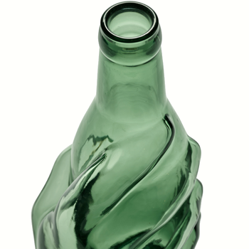 Wouters-Hendrix-Les-Objets-Mouleversants_Carafe_Emerald_Green_Edward_SERAX_.png