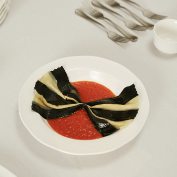 Sergio-Herman-Silhouette-Serax-Pasta-plate-22-Pastabord.png