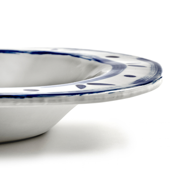 B2026404_AnnebetPhilips_servingbowl02-pp2.png