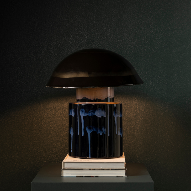 2_AnitaLeGrelleJohntablelamp.png 2_AnitaLeGrelleJohntablelamp.png