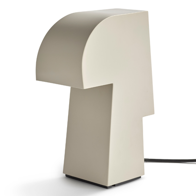 B0426007_100_BobVerhelstNIZOUtablelampsand-pp1.png