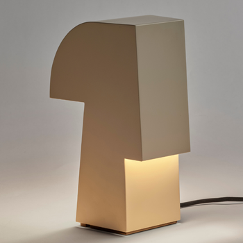 B0426007_100_BobVerhelstNIZOUtablelampsand-sf2.png