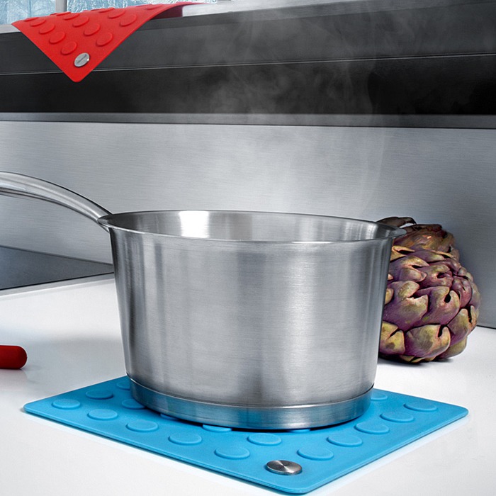 Blomus Lap, coaster and pot holder blue