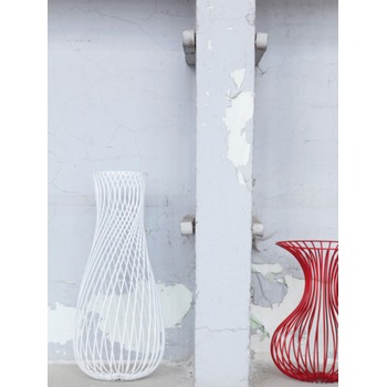 Antonino_Sciortino_Serax_wire_vase_white_.jpg