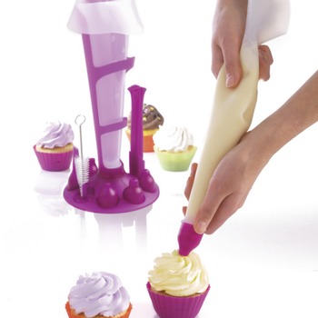 Mastrad_Pastry_bag_set_Berry_F38220_Bohero_.jpg