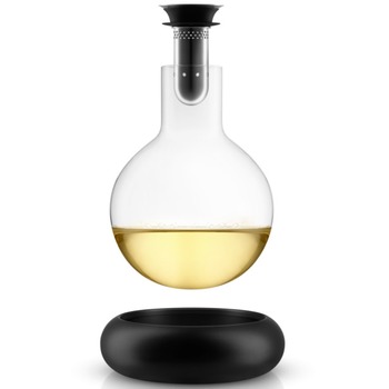 EvaSolo_567473_Cool_wine_decanter_.jpg